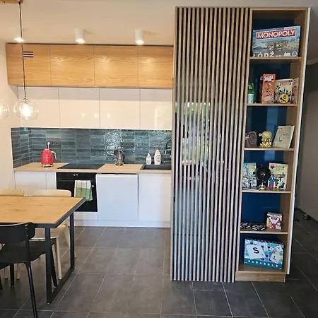 Faktura Vat Przy Loftach U Scheiblera Parking Podziemny, Sniadaniownia * 罗兹