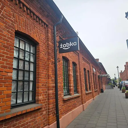 Przy Loftach U Scheiblera Parking Podziemny, śniadaniownia Apartament