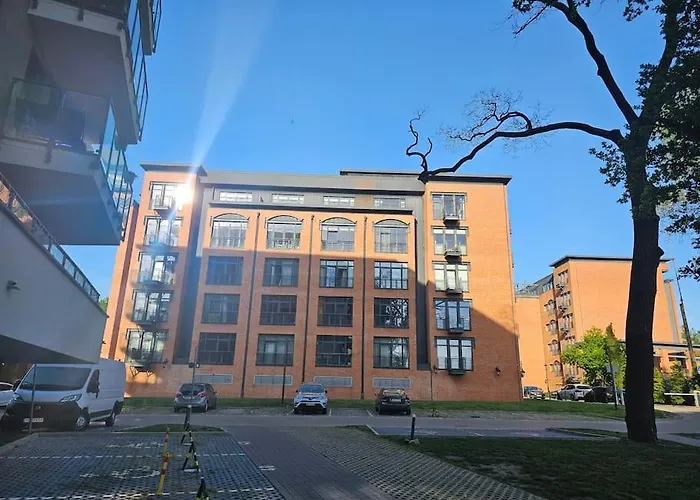 Faktura Vat Przy Loftach U Scheiblera Parking Podziemny, Sniadaniownia Apartamento Łódź