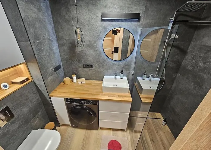 Faktura Vat Przy Loftach U Scheiblera Parking Podziemny, Sniadaniownia *