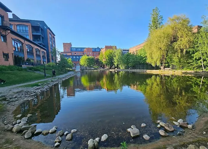 Апартаменты Faktura Vat Przy Loftach U Scheiblera Parking Podziemny, Sniadaniownia *