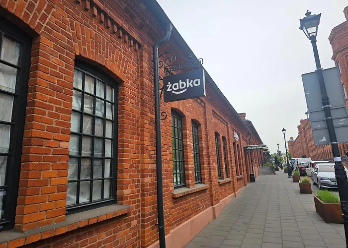 Faktura Vat Przy Loftach U Scheiblera Parking Podziemny, Sniadaniownia Апартаменты